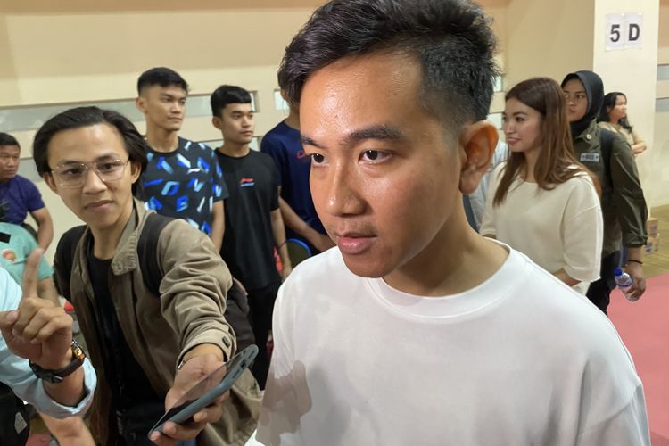 Gibran Salah Sebut Asam Sulfat: Klarifikasi dan Dampaknya