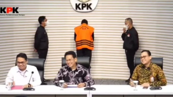 Kasus Penggemparkan Hat-Trick Bupati Sidoarjo Terjerat Korupsi: Mengguncang Dunia Politik Lokal