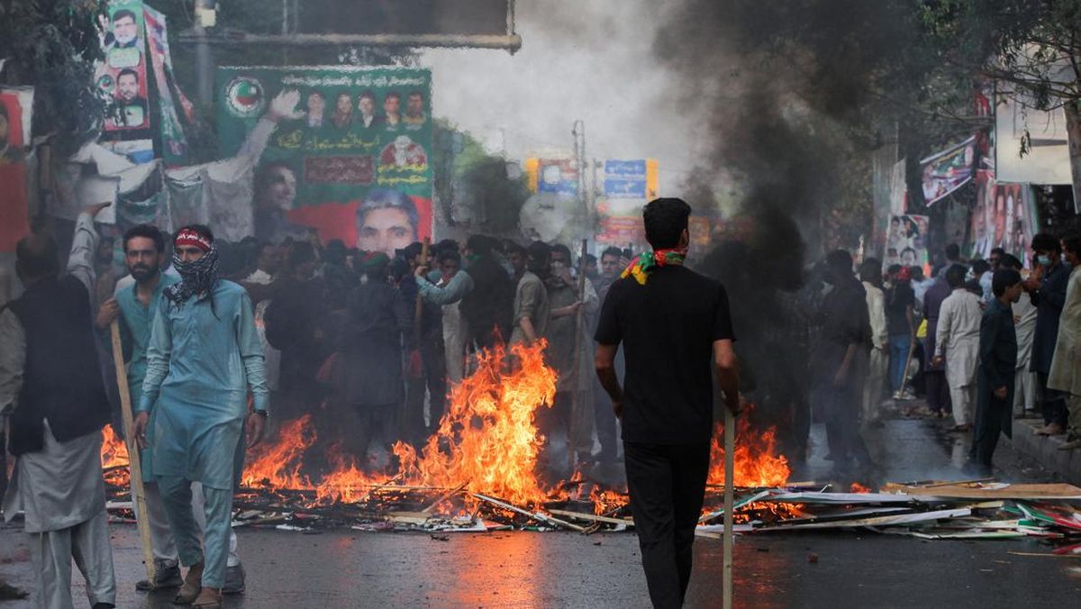 Tiga Krisis Menghantam Pakistan: Negara dalam Keadaan Darurat