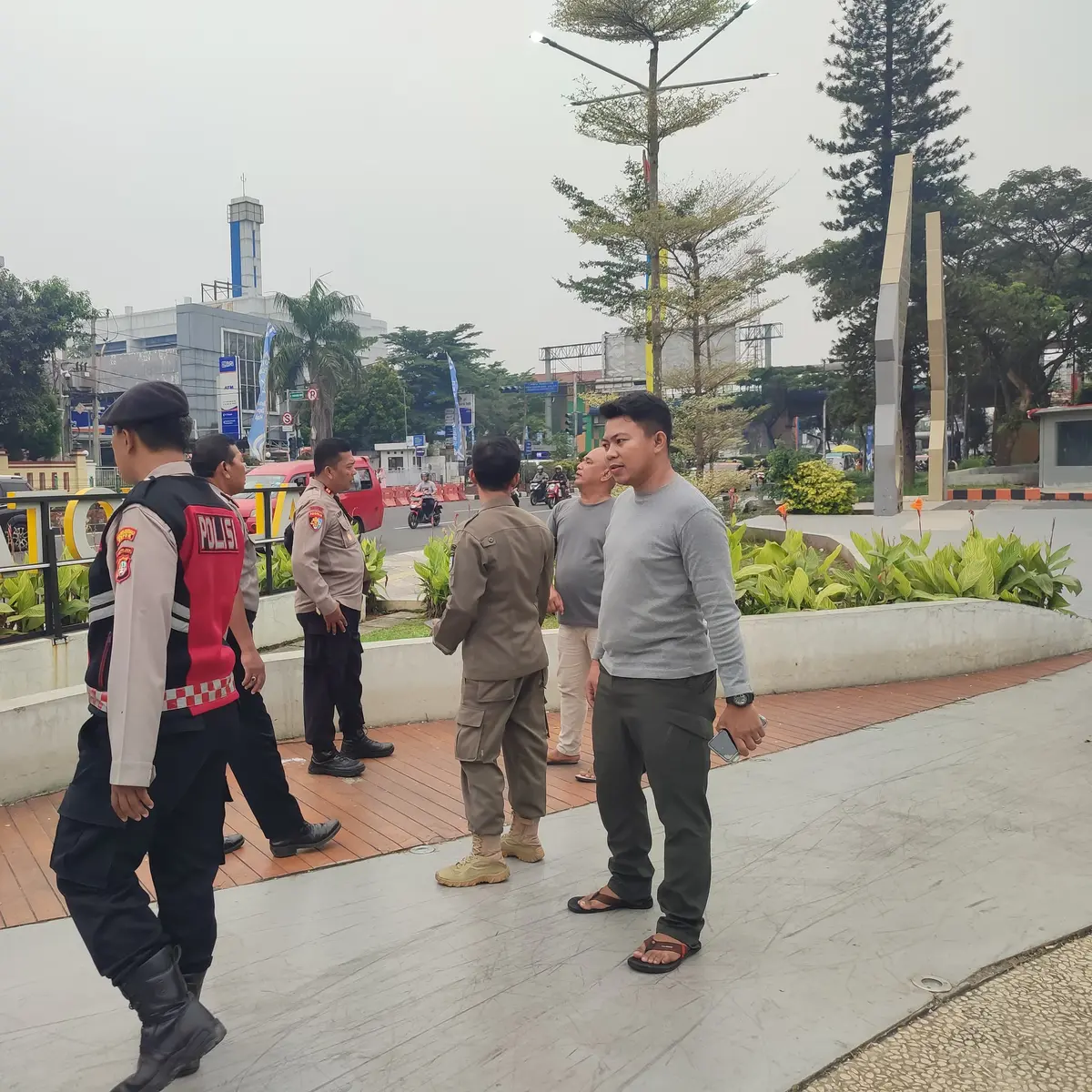 Kejadian Berita Viral Remaja Tendang Pengunjung DOS Depok