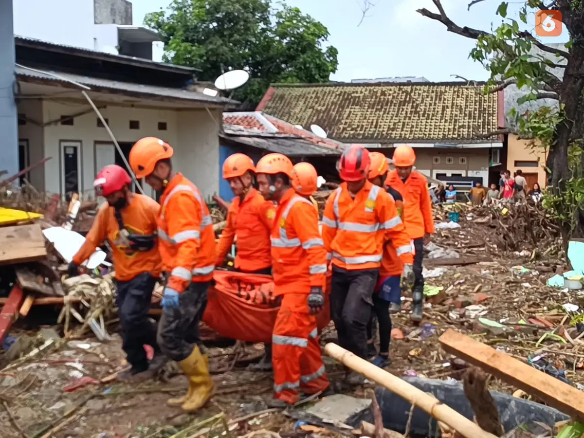 Warga Marahi Pria yang Disebut Cuek di Sukabumi