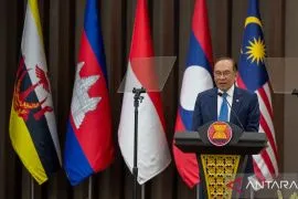 Anwar Ibrahim Ajak Rakyat Meriahkan HUT Ke-68 Malaysia di Putrajaya
