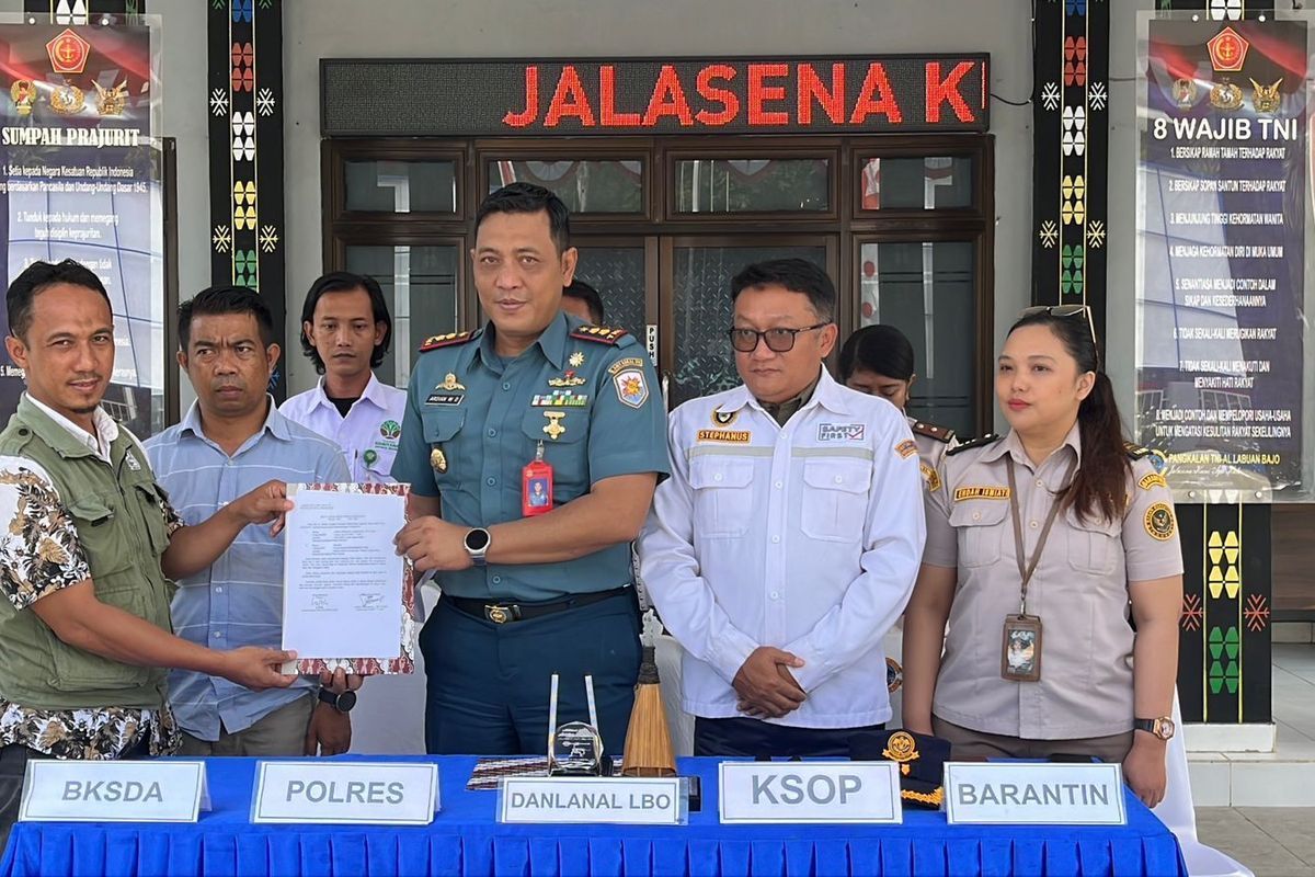 Lanal Labuan Bajo Gagalkan Penyelundupan Ratusan Burung ke Surabaya