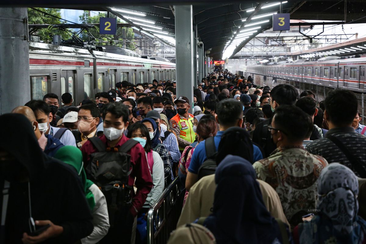 Ongkos Transportasi Pekerja Jabodetabek Melebihi Standar Bank Dunia