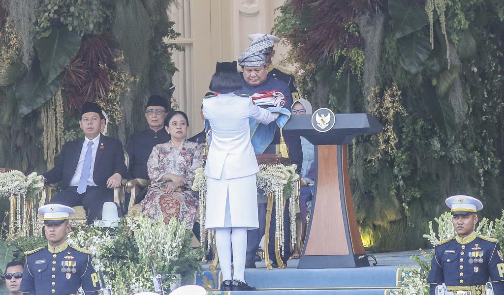 Presiden Prabowo Pimpin Upacara Penurunan Bendera HUT Ke-80 RI