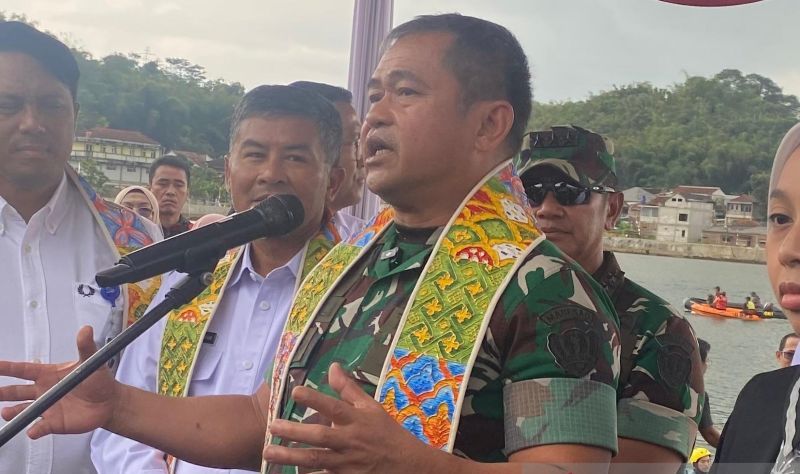 TNI AD Bangun Lima Titik Sumur Bor Air untuk Masyarakat Garut
