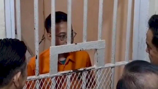 Keluarga Minta Delpedro Diberi Akses Menulis Tesis