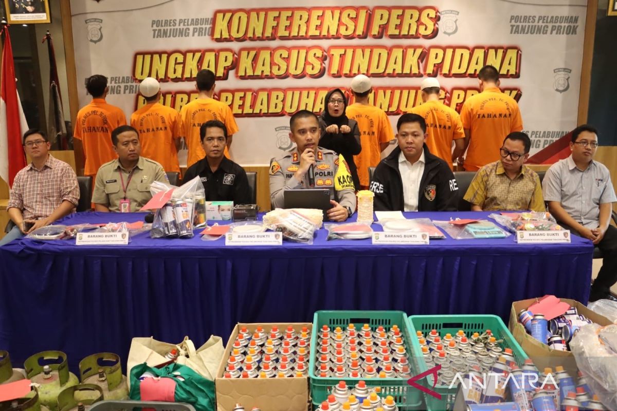 Polisi Tangkap Enam Pria Pengoplos Gas Bersubsidi di Wilayah Ini