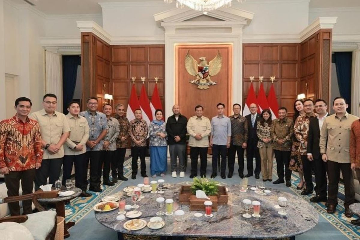Suasana Syukuran Ultah ke-74 Prabowo di Istana dihadiri Gibran dan Titiek