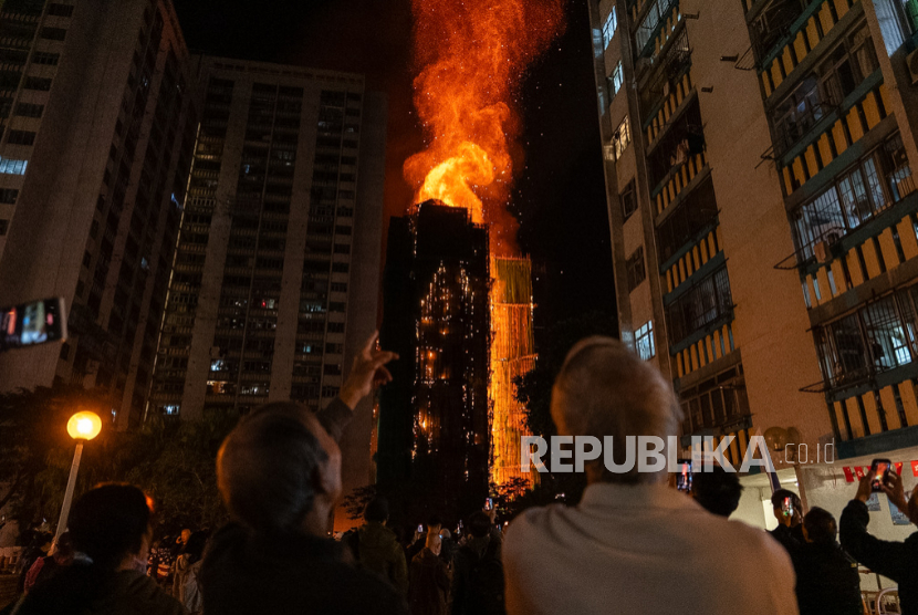 Kemlu Konfirmasi Dua WNI Tewas dalam Kebakaran di Hong Kong