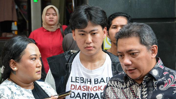 Kronologi Mahasiswa UI Cho Yong Gi Jadi Tersangka Demo Buruh