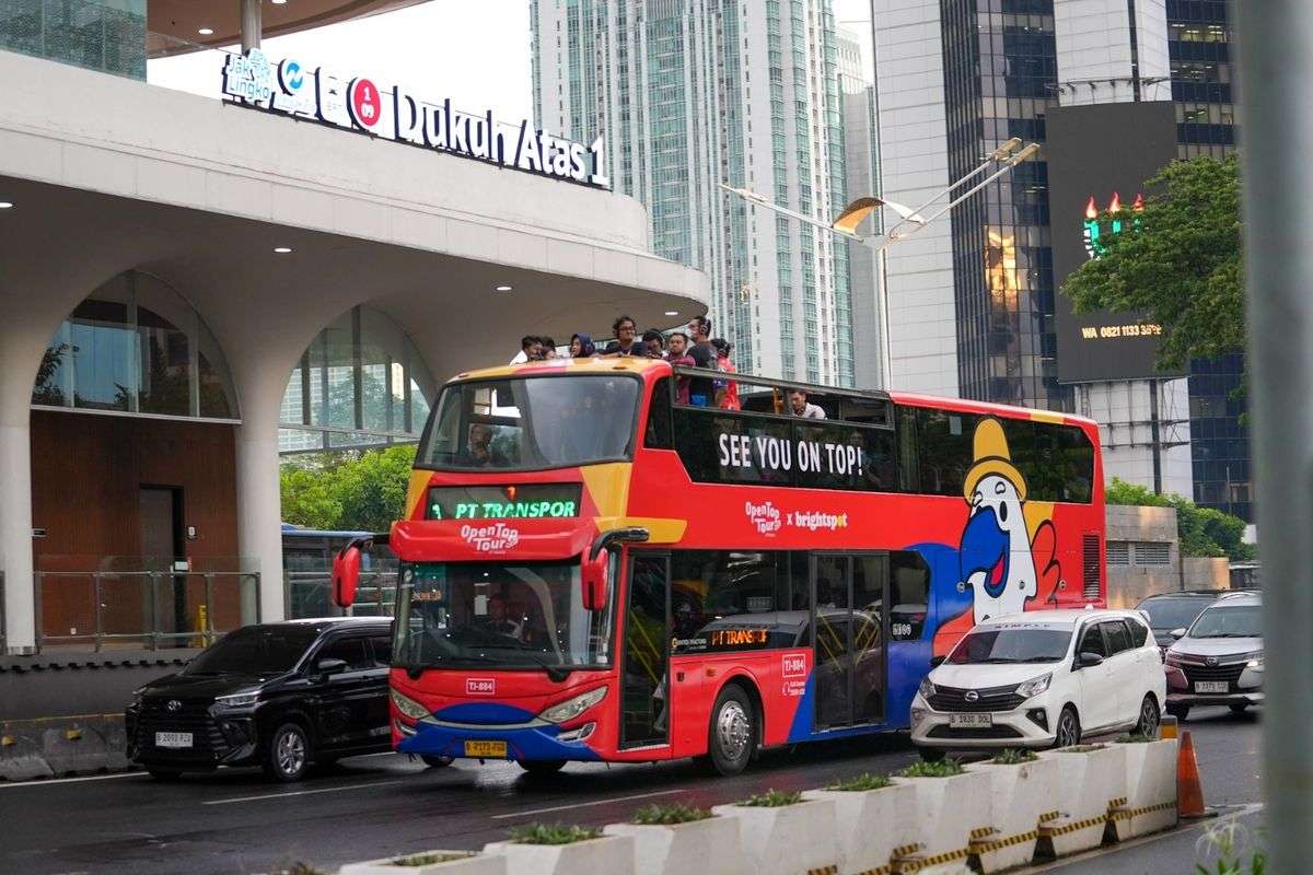 Menikmati Keindahan Jakarta Lewat Bus Jakarta City Tour